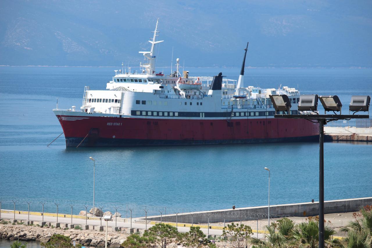 Sea View Apartment Wlora Zewnętrze zdjęcie